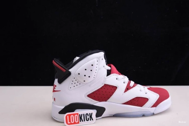 Bmlin JORDAN 'CARMINE' RETRO 6 AIR CT8529-106 2021 0811